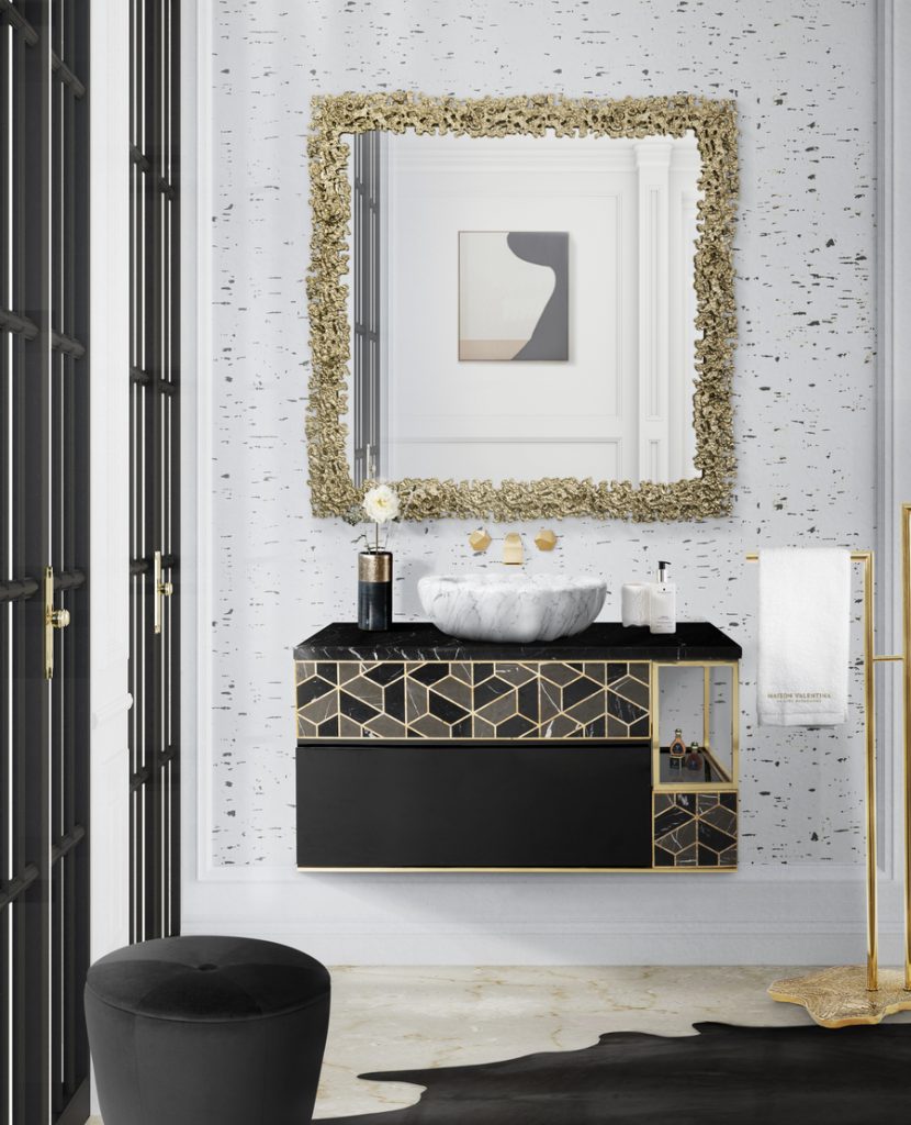 10 Golden-Detailed Bathrooms Inspirations